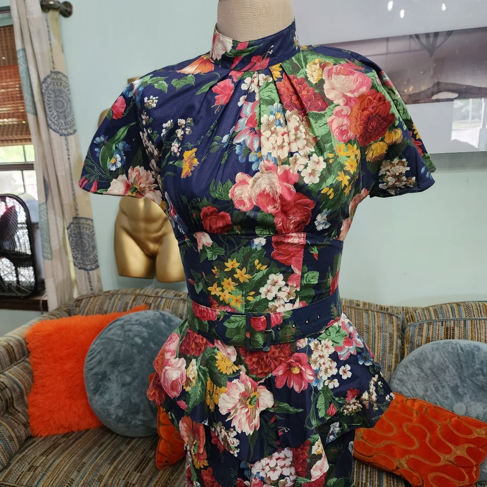 Vintage 1980s Kwai Lan Louis Navy Floral Print Asian Peplum Dress Sz 6 Designer.